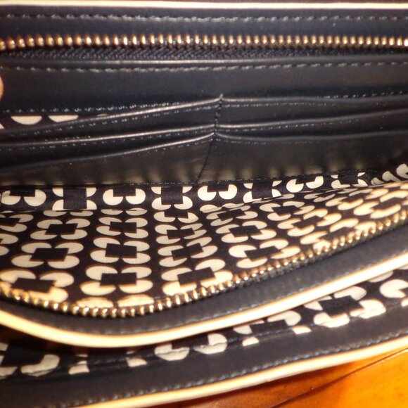 NWOT VERA BRADLEY SATCHEL Navy/White Snap Closure Zip Pouch - Picture 10 of 11